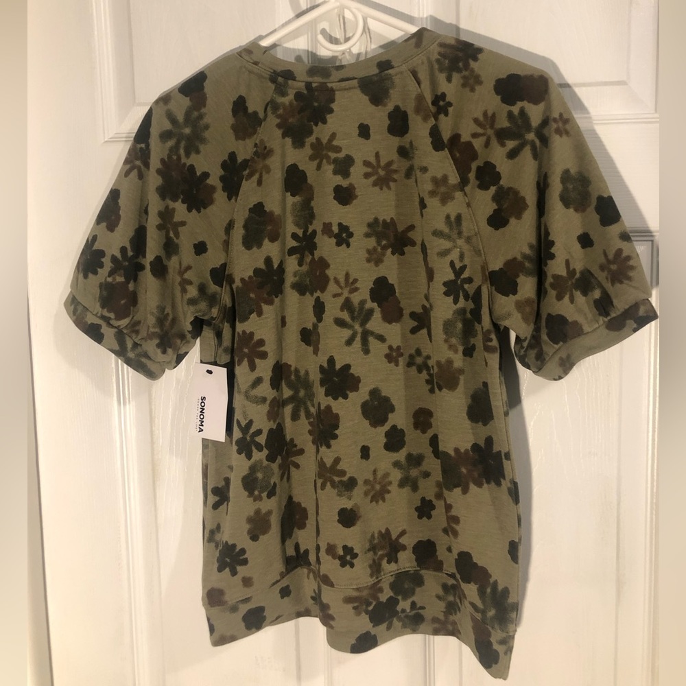 - - NWT size S, cotton /rayon blend, lightweight short sleeve sweatshirt s…